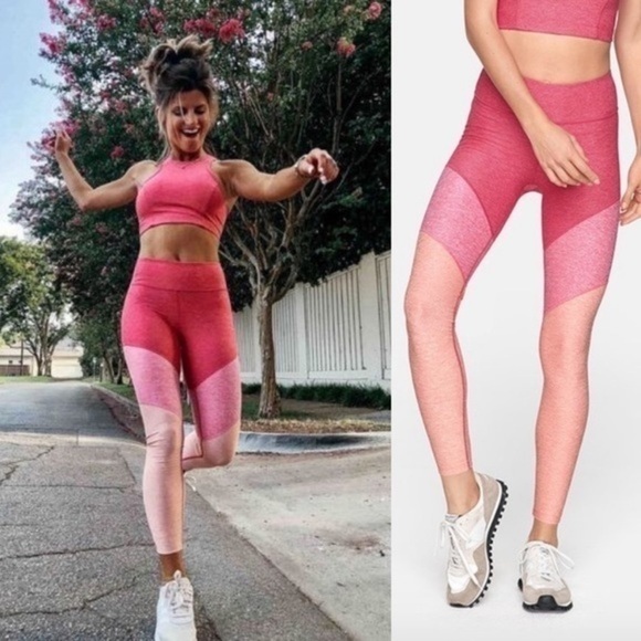 Outdoor Voices • Flamingo Pink + Peach Colorblock Leggings 7/8 - Picture 3 of 10